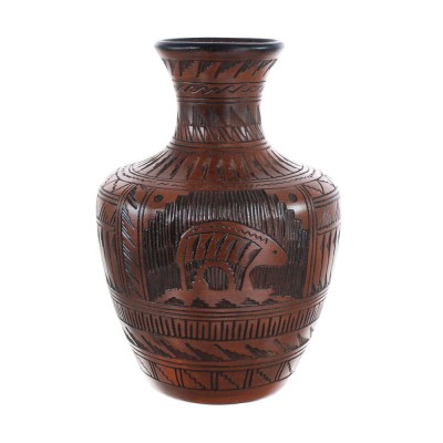 Hand Crafted Bear Navajo Vase JX125876