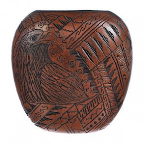 Hand Crafted Eagle Navajo Vase JX125598